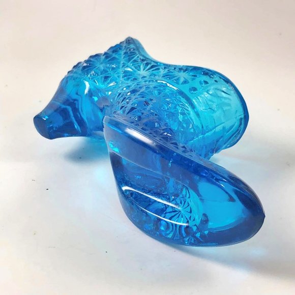Vintage Victorian Style Fenton Daisy and Button Blue Glass Shoe - Picture 3 of 9